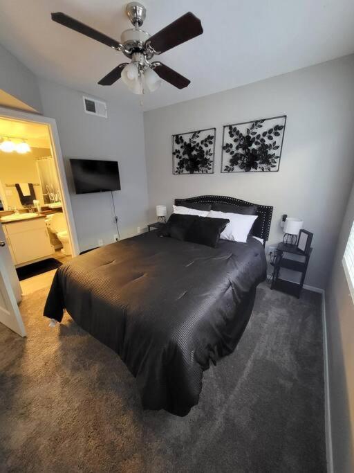 Modern 2Br Oasis! Appartement Phoenix Buitenkant foto
